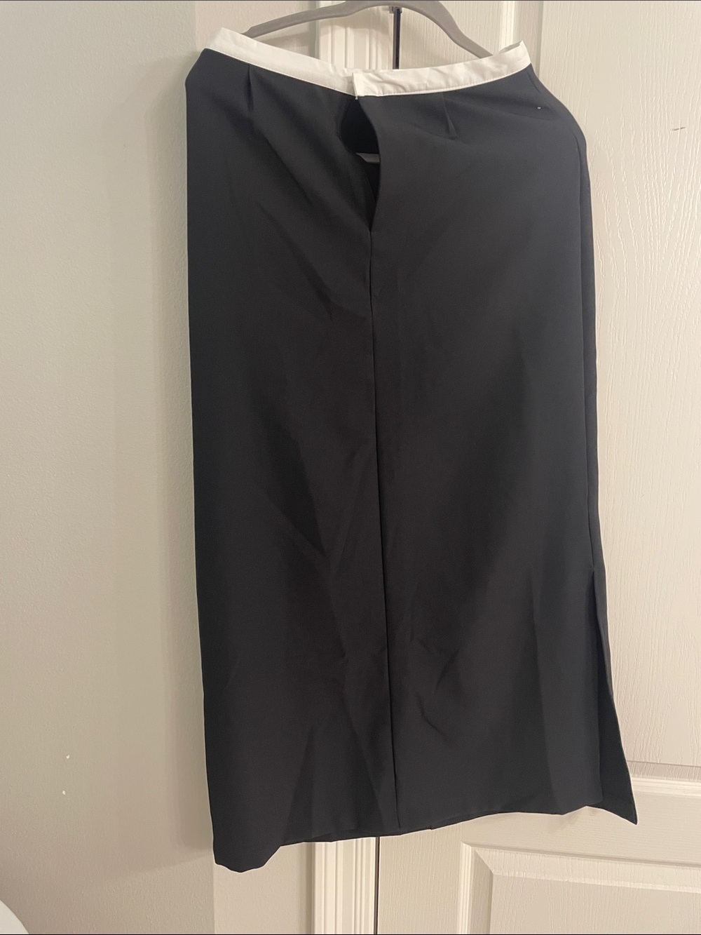 Classic Black Maxi Skirt with Contrast Waistband